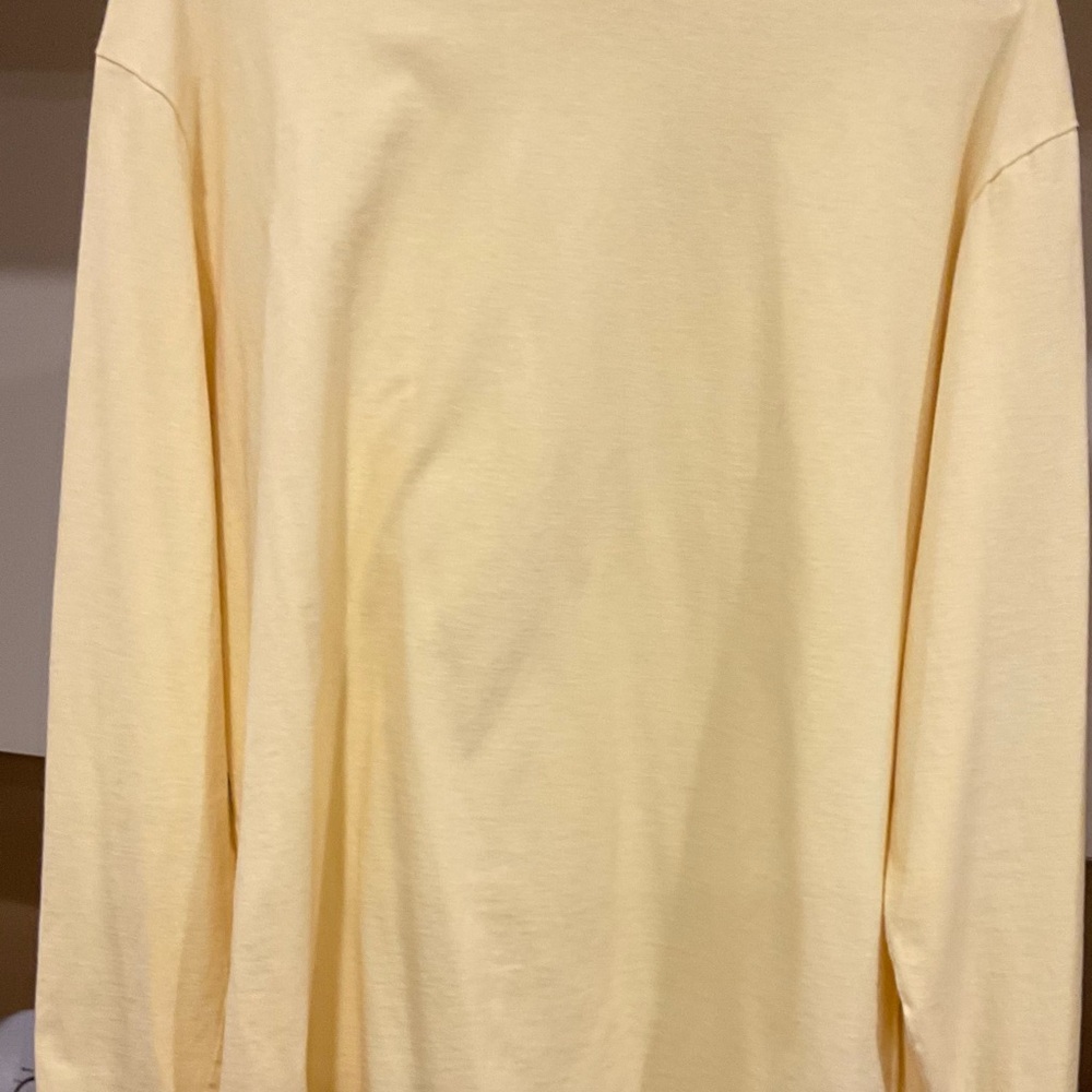 GAP Men's Large Yellow Long Sleeve Tee